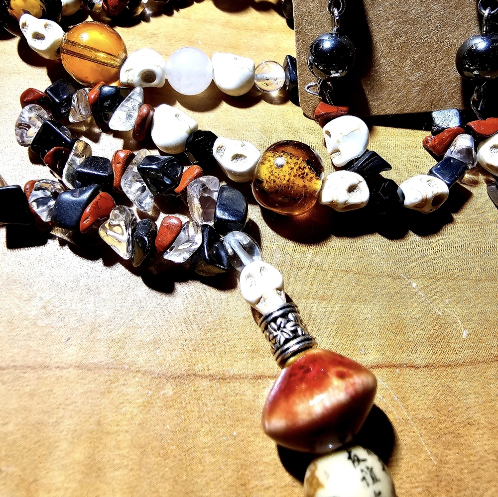 Disorderly Conduct Closet... Vintage & Natural Crystal Jewelry...